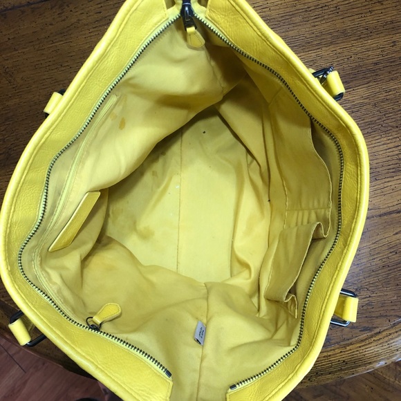 Coach Yellow Handbag - Picture 4 of 7